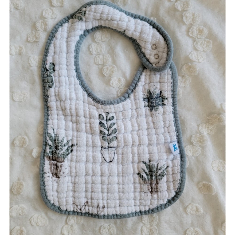 Little Unicorn Bib
